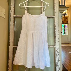 Francesca’s Simple White Dress